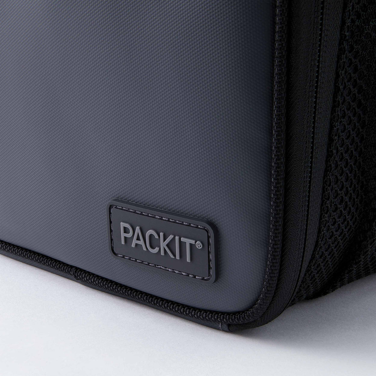 freezable-upright-lunch-box-s4 freezable-upright-lunch-box-black-gray-zoom-logo.jpg