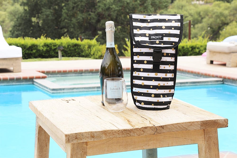 freezable-wine-bag-x6 freezable-wine-bag-celebration-dot-lifestyle-pool.jpg
